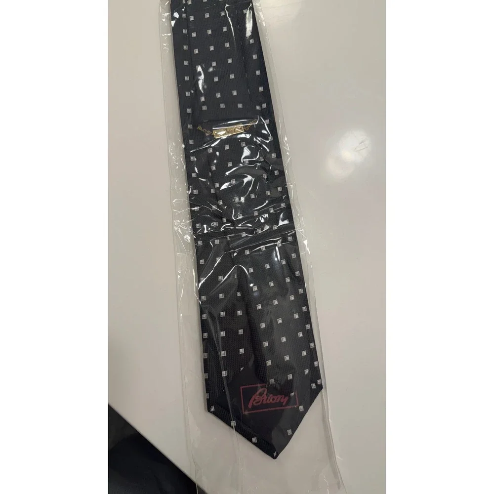 Brioni Black Micro Square Dot Silk Tie NWT — Retail $350